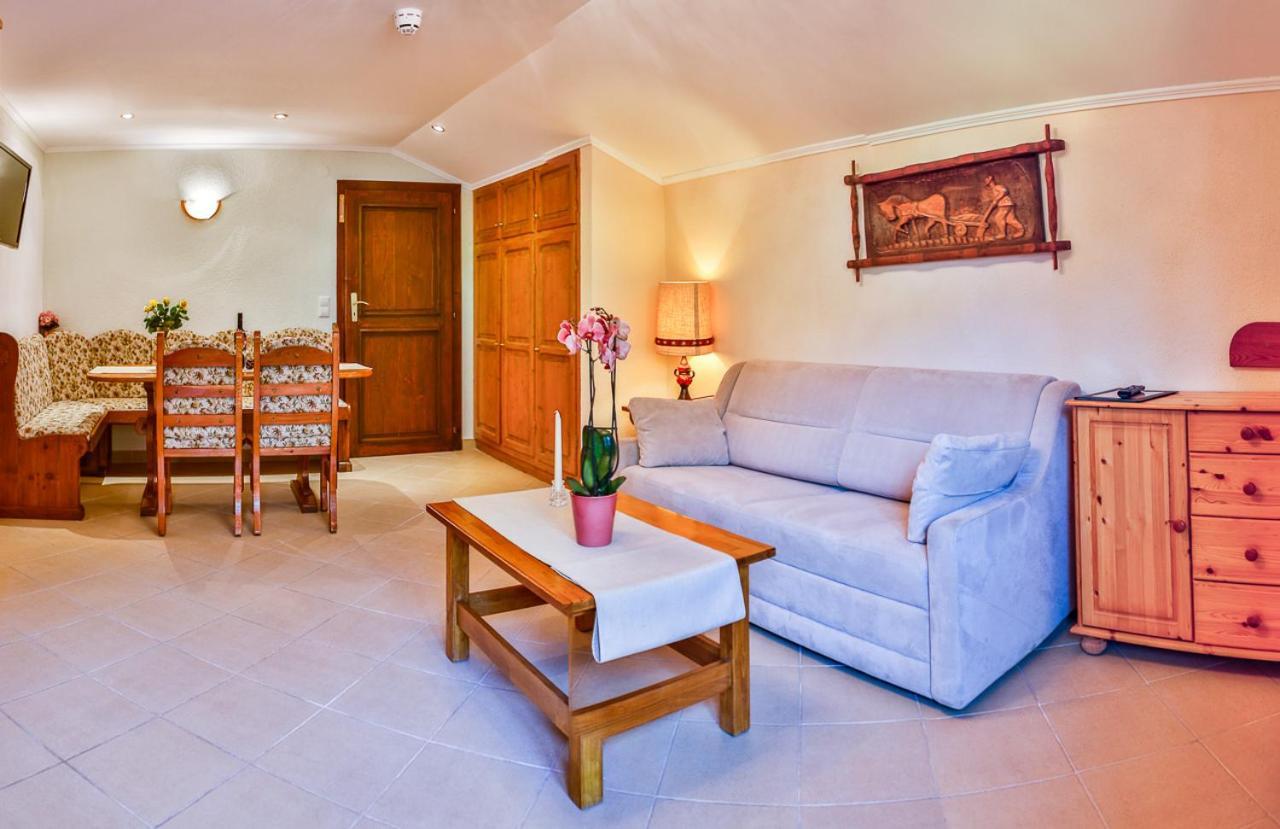 Hotel Pension Residence รัมเซา อัม ดาคชไตน์ ภายนอก รูปภาพ