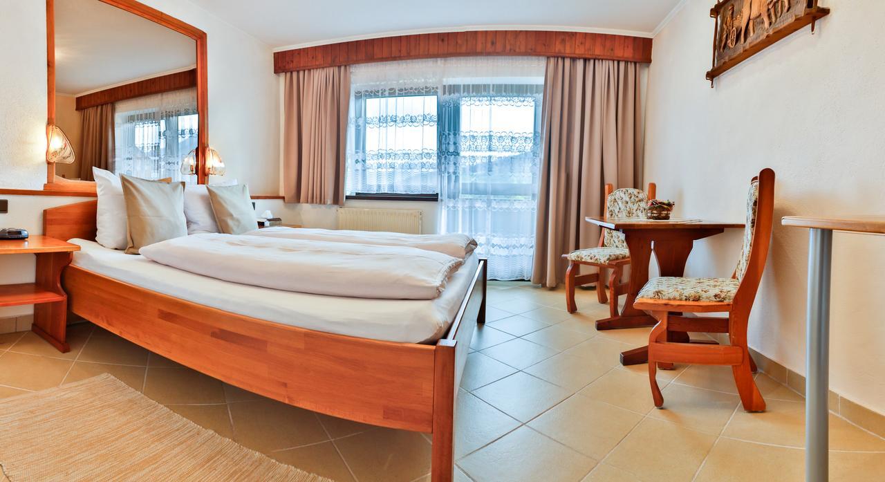 Hotel Pension Residence รัมเซา อัม ดาคชไตน์ ภายนอก รูปภาพ