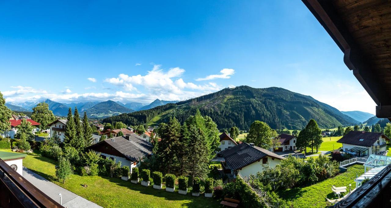 Hotel Pension Residence รัมเซา อัม ดาคชไตน์ ภายนอก รูปภาพ